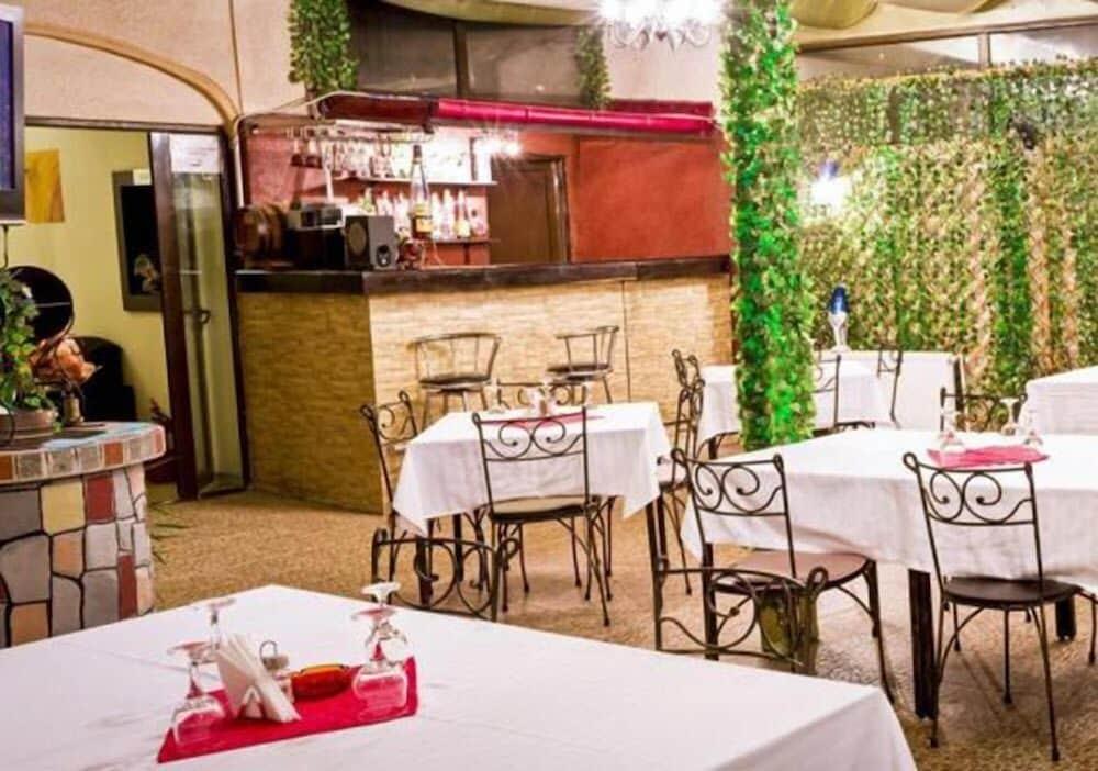 Hotel Eos Bükreş Dış mekan fotoğraf